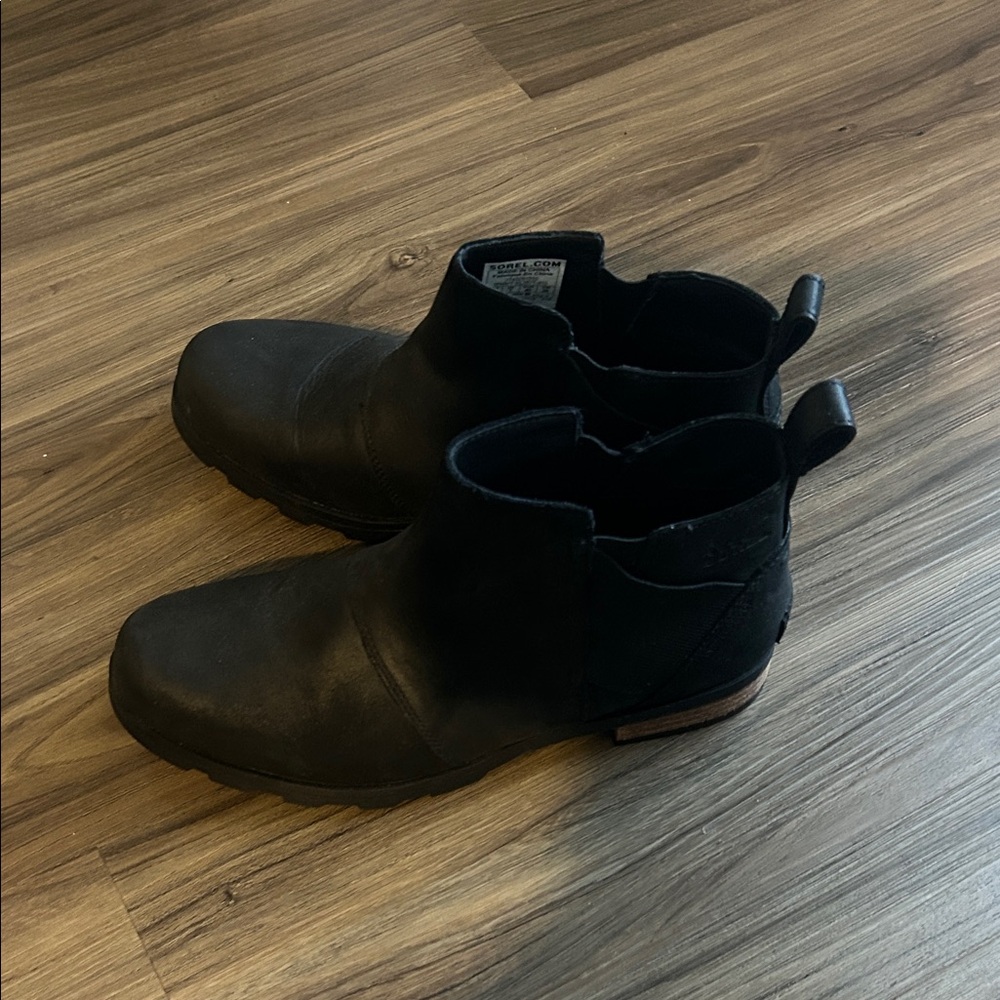 Sorel Emelie Ankle Boots Size 9